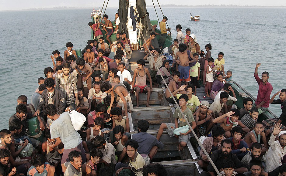APTOPIX-Indonesia-Rohingya-Boat-People2015940-940x580