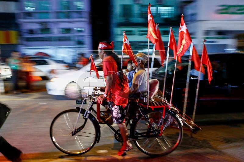 À deux jours des élections, les birmans se préparent à un évènement historique