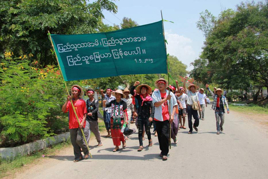 350 paysans manifestent à Loikaw, capitale de l’Etat Karenni