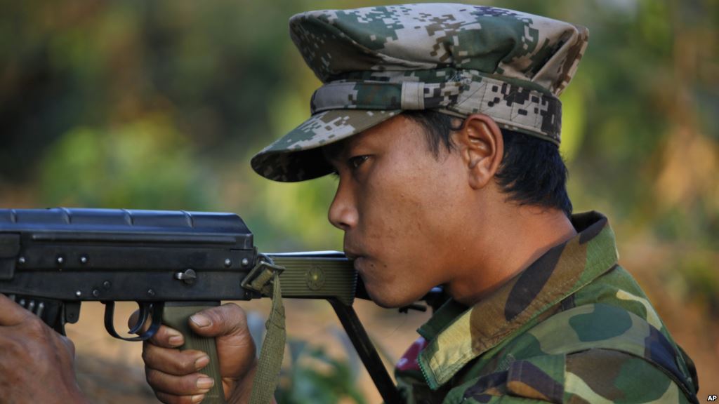 L’optimisme qui entoure les négociations de paix en Birmanie, n’est pas partagé pas les civils des zones ethniques