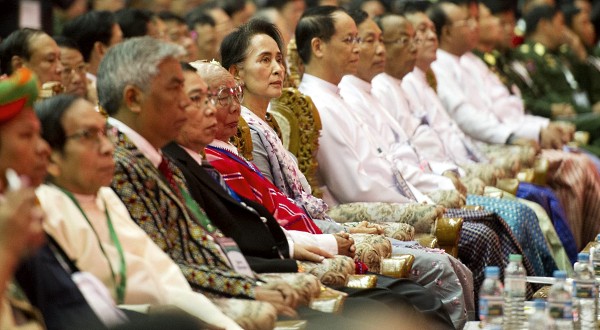 Un bilan mitigé de la conférence de paix en Birmanie
